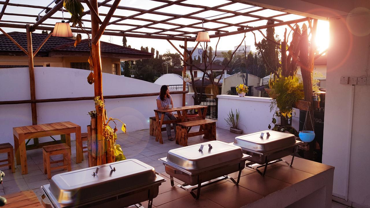 Auberge de jeunesse Hunch Backpackers à Dar es Salaam Extérieur photo