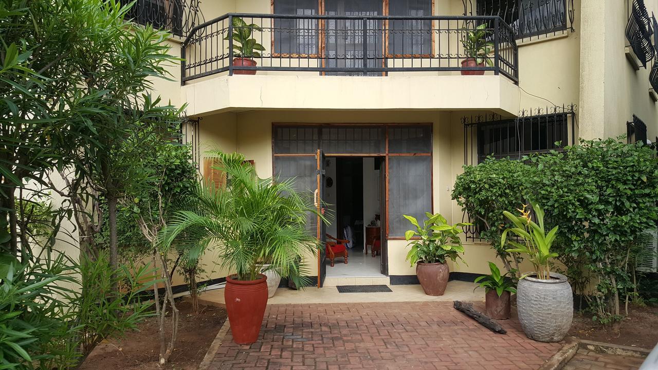 Auberge de jeunesse Hunch Backpackers à Dar es Salaam Extérieur photo
