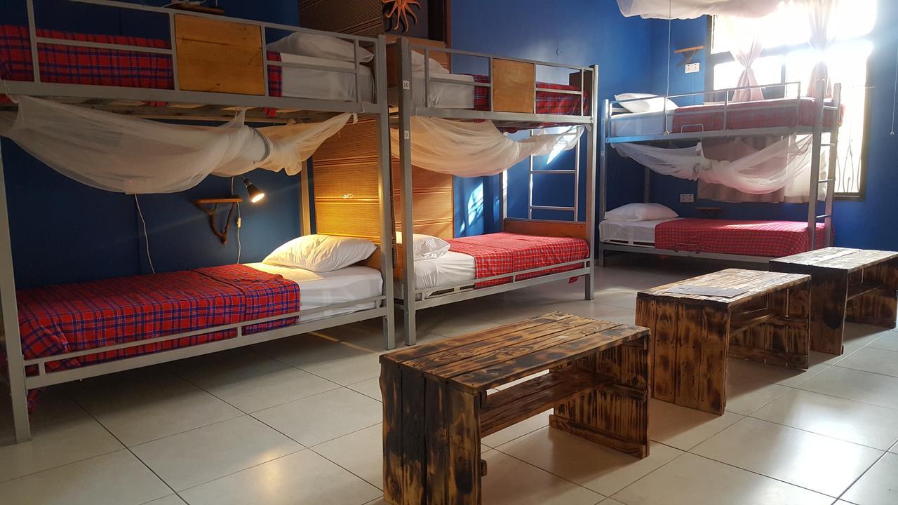 Auberge de jeunesse Hunch Backpackers à Dar es Salaam Extérieur photo