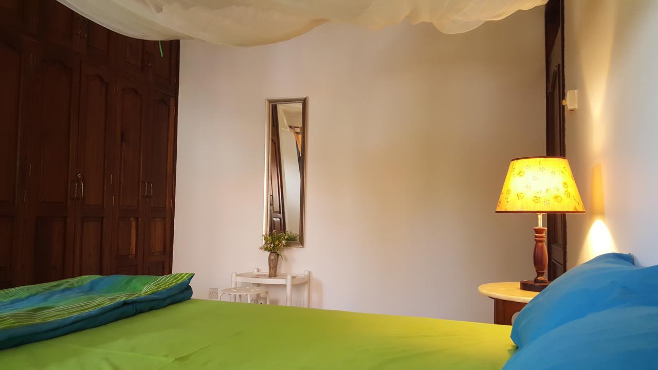 Auberge de jeunesse Hunch Backpackers à Dar es Salaam Extérieur photo
