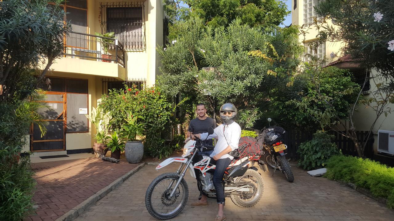 Auberge de jeunesse Hunch Backpackers à Dar es Salaam Extérieur photo