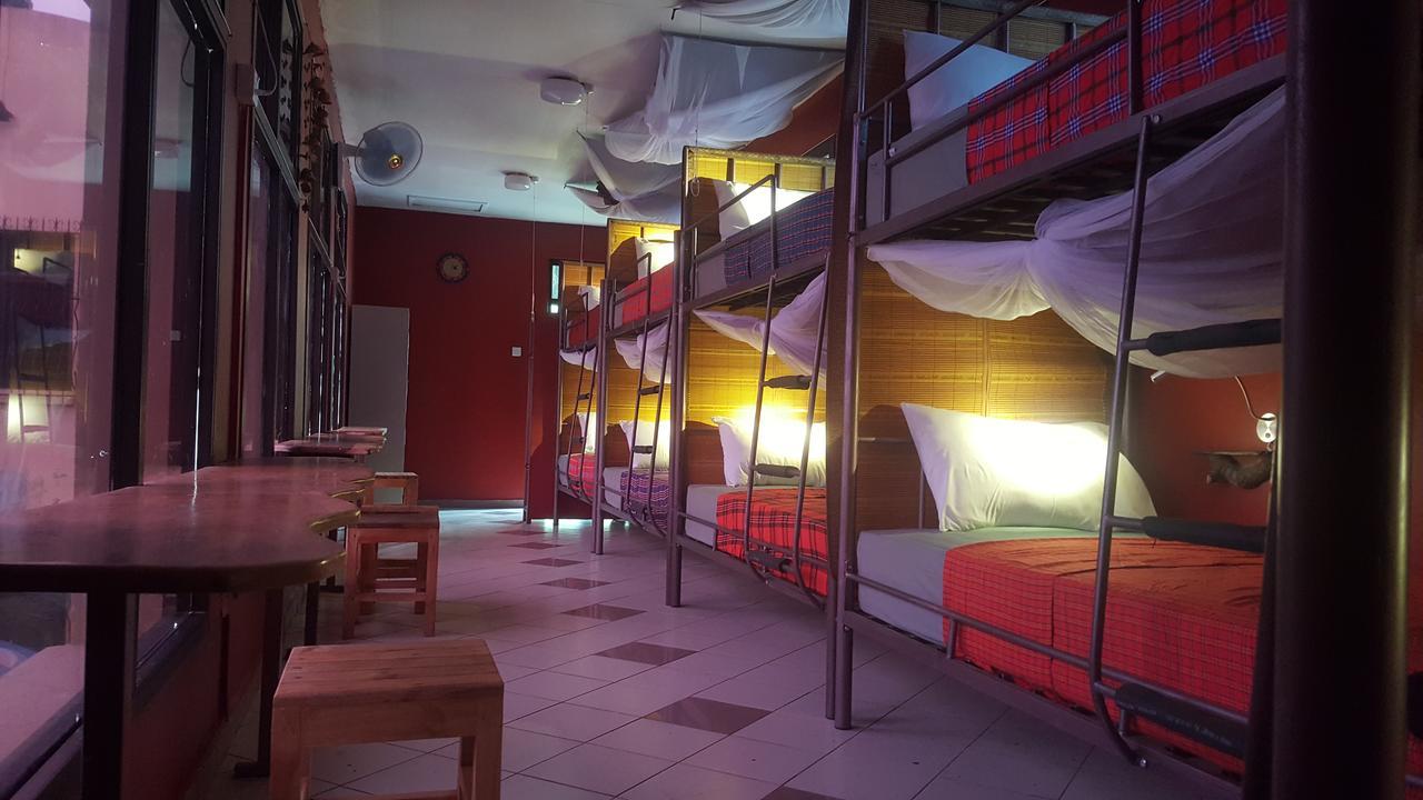 Auberge de jeunesse Hunch Backpackers à Dar es Salaam Extérieur photo