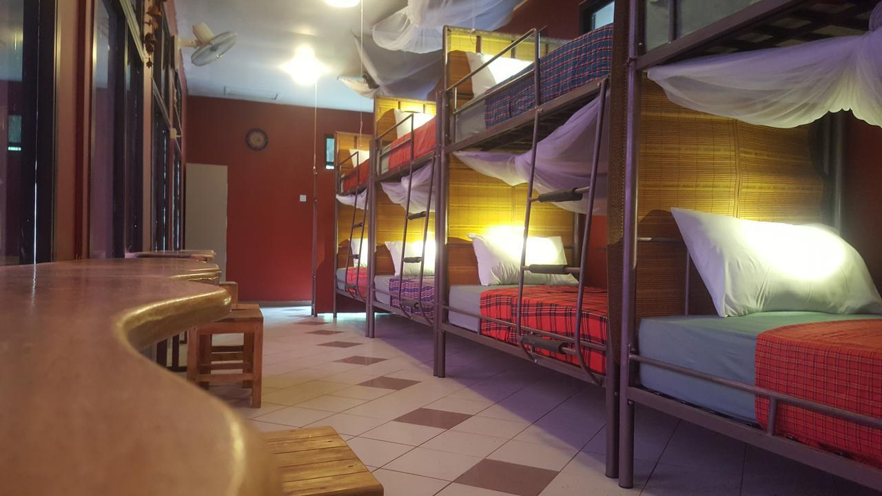 Auberge de jeunesse Hunch Backpackers à Dar es Salaam Extérieur photo